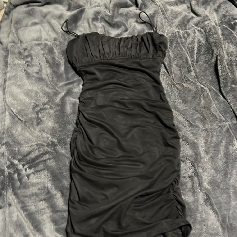Size 2 princess Polly black dress